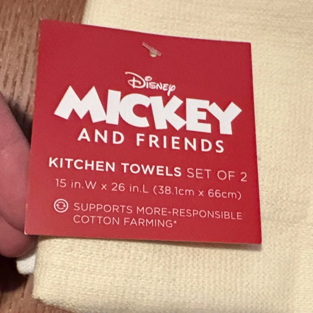 NWT Disney Mickey and Friends Christmas Cream Holiday Towel After Christmas Sale